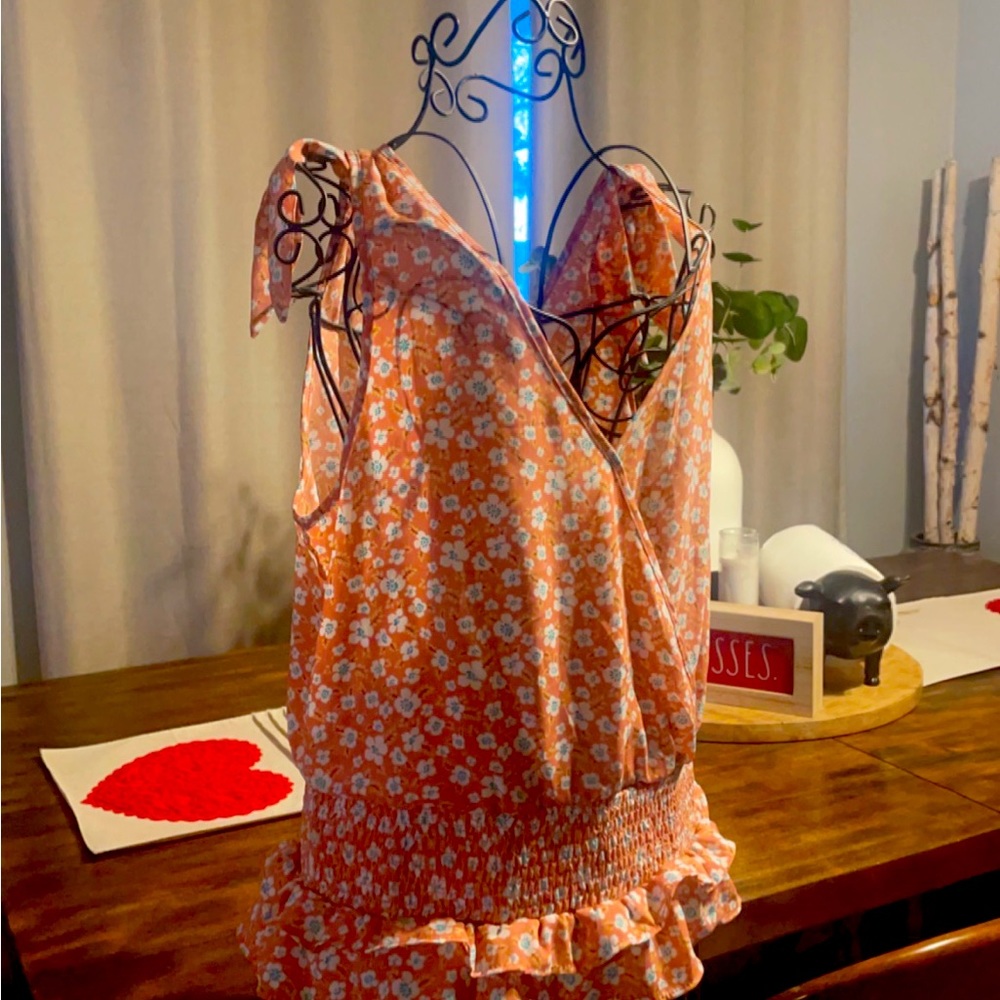 Blouse size medium